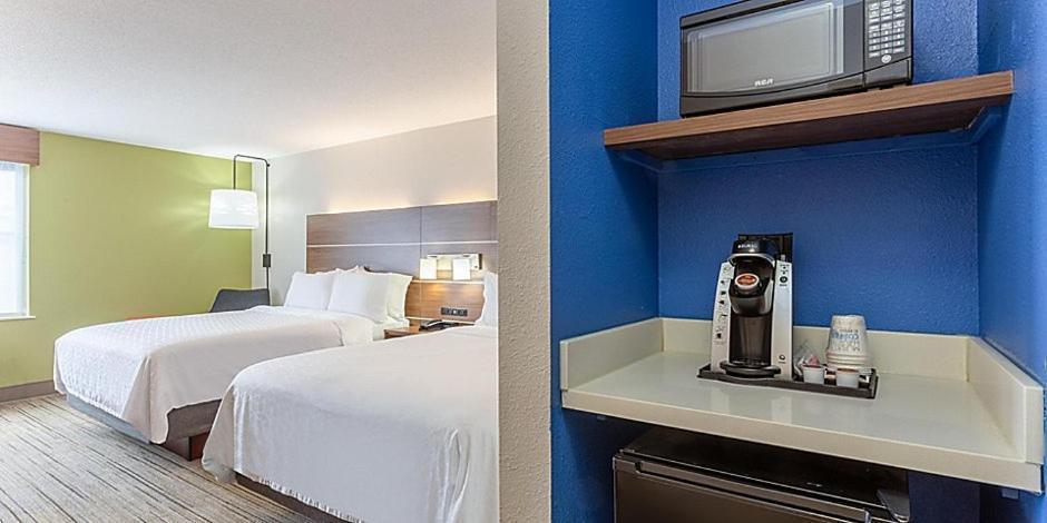 Holiday Inn Express & Suites - Kokomo South By Ihg Εξωτερικό φωτογραφία