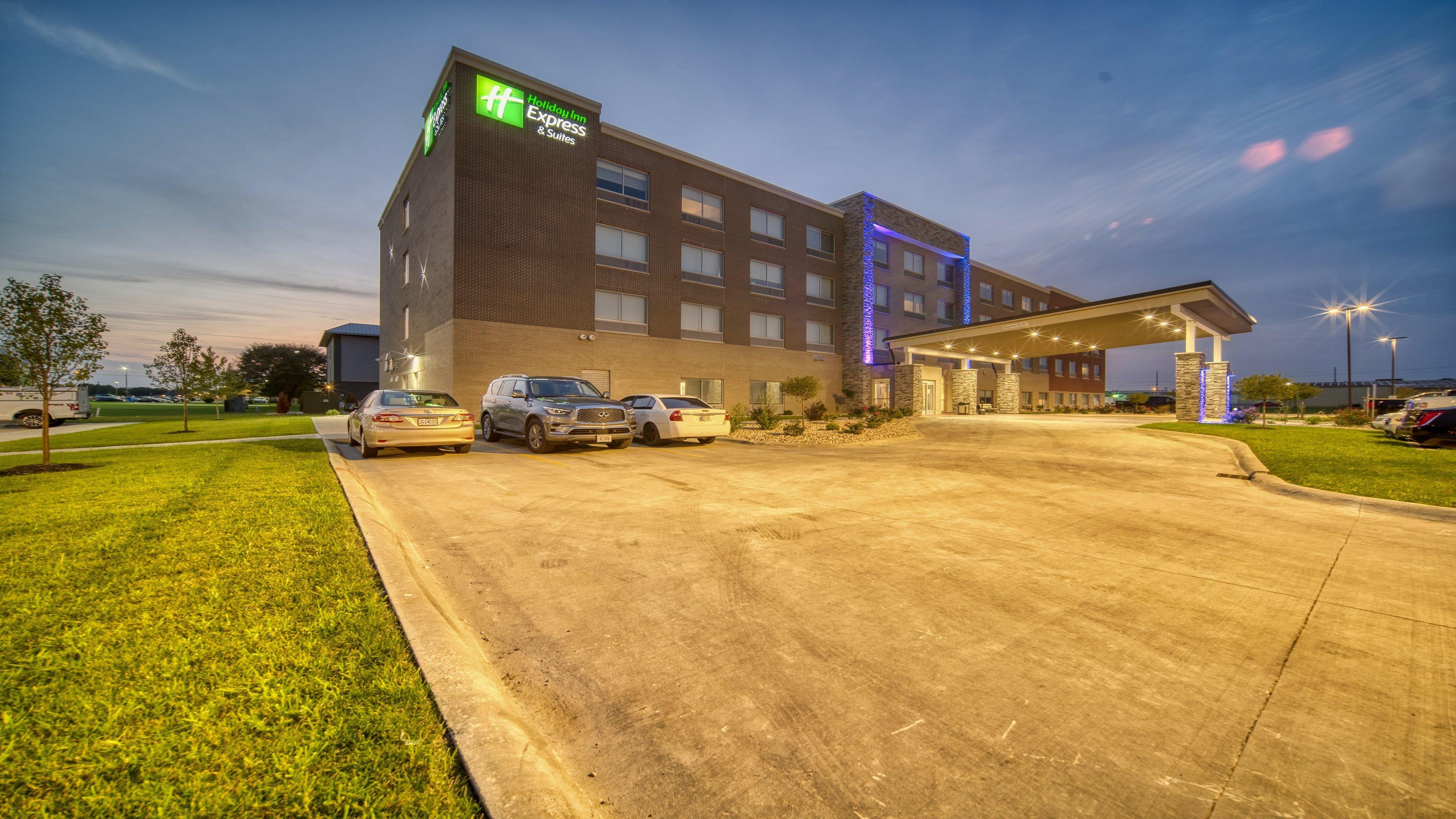Holiday Inn Express & Suites - Kokomo South By Ihg Εξωτερικό φωτογραφία